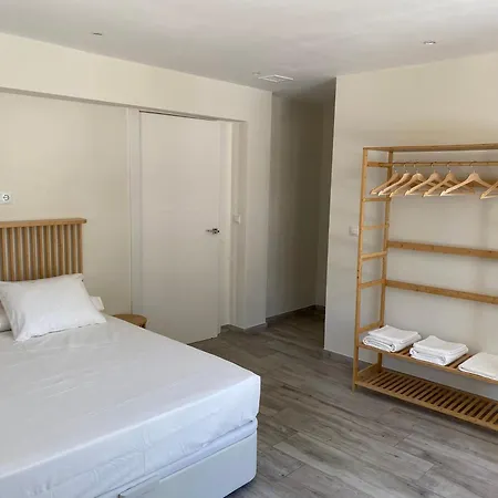 别墅 Casa Bahari Near The With Pool, Bbq, And Lounge 马尔韦利亚