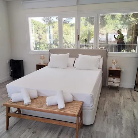 Casa Bahari Near The With Pool, Bbq, And Lounge Villa Marbella
