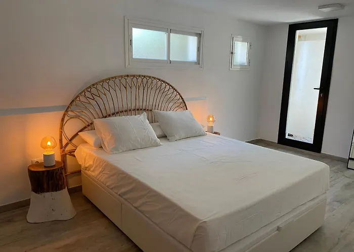 Casa Bahari Near The With Pool, Bbq, And Lounge Villa *