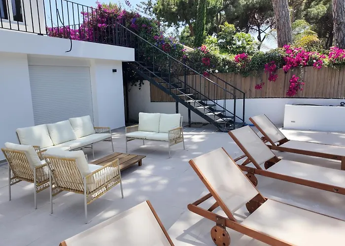 Casa Bahari Near The With Pool, Bbq, And Lounge Villa *