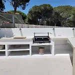Casa Bahari Near The With Pool, Bbq, And Lounge